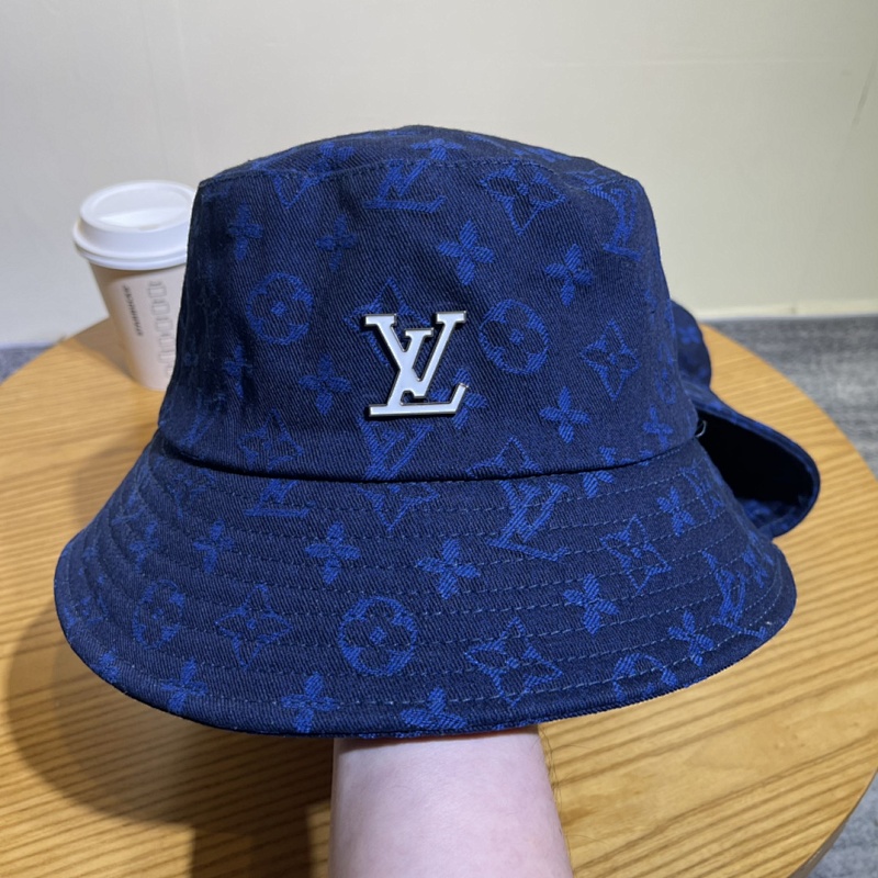 LOUIS VUITTON HATS
