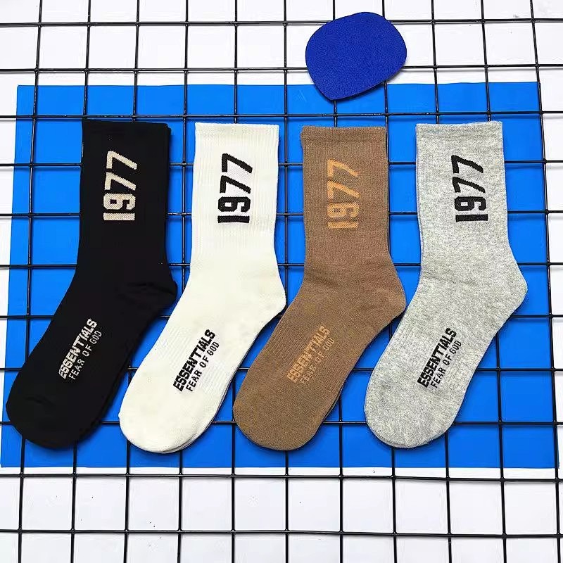 ESSENTIAL SOCKS (3)