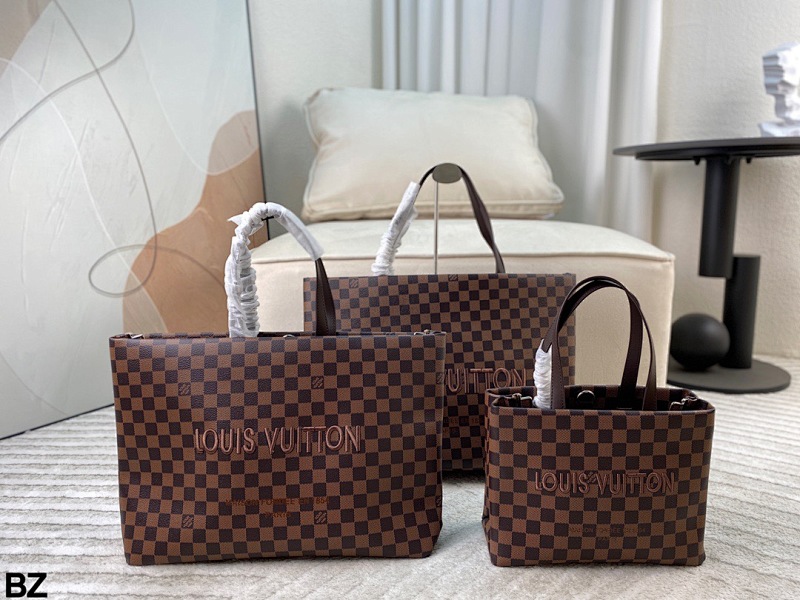 LOUIS VUITTON BAGS (79)