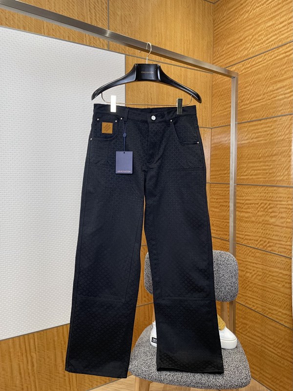 LOUIS VUITTON PANTS (12)