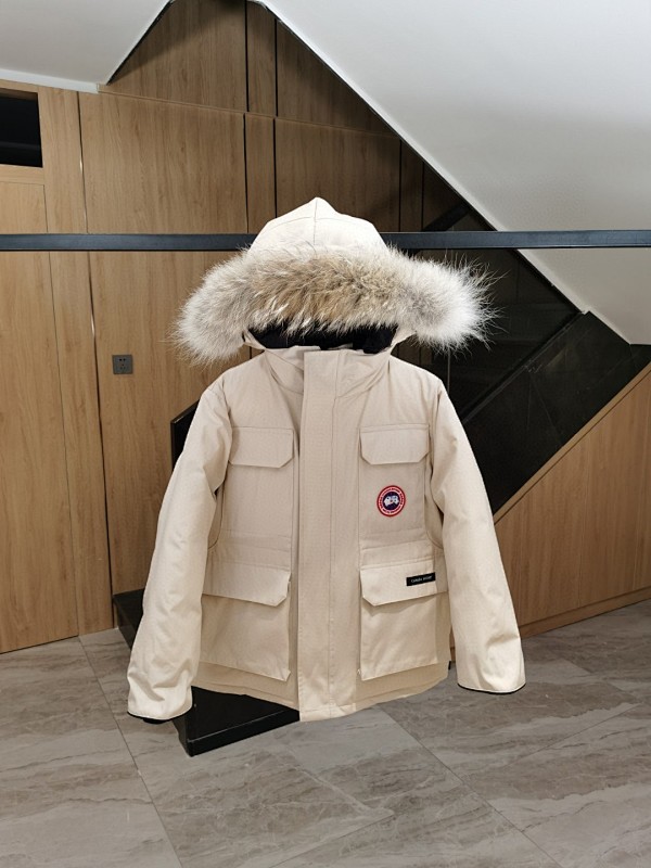CANADA GOOSE PARKAS (44)