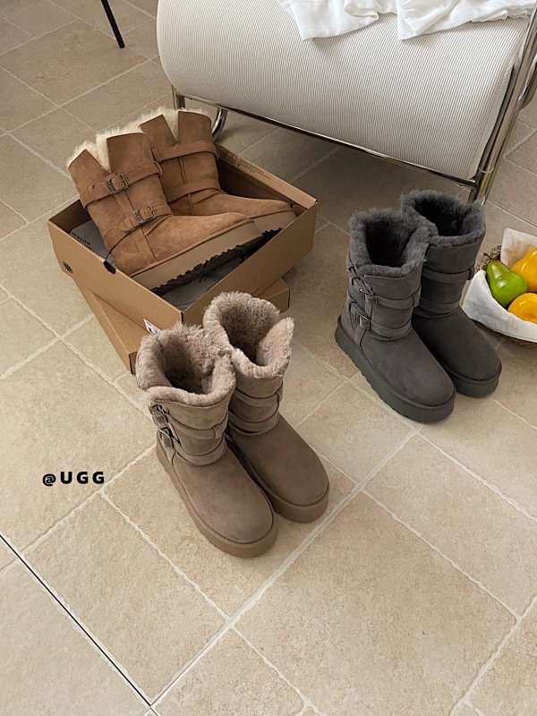 UGG Classic Short Boots (8)