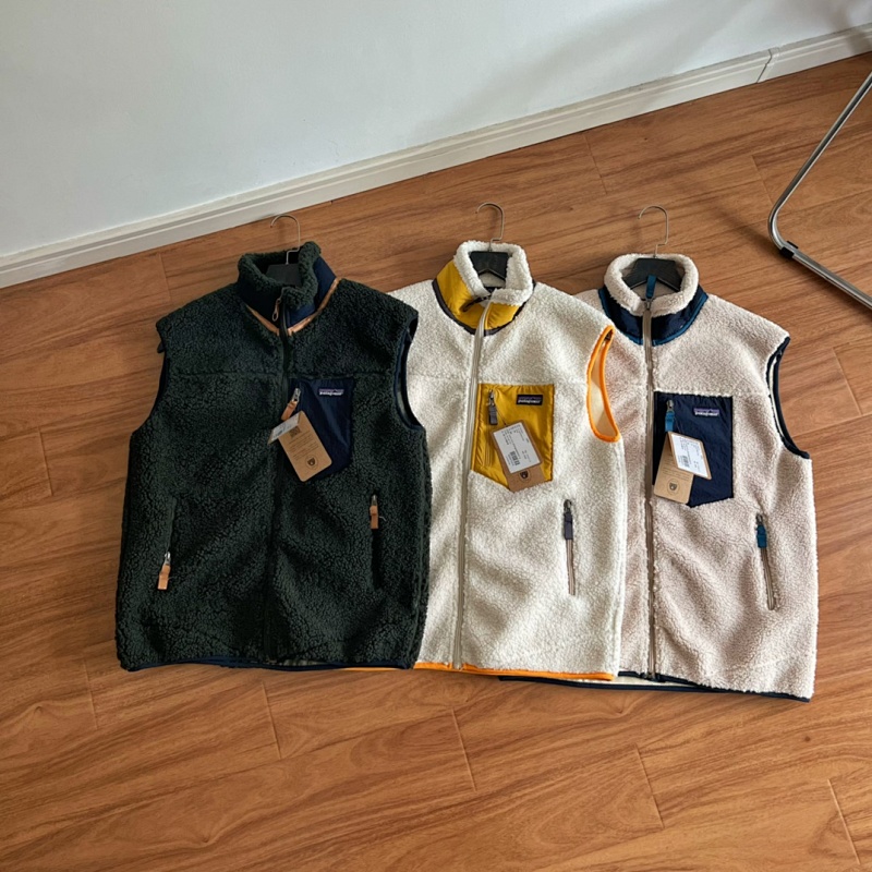 PATAGONIA VESTS (4)