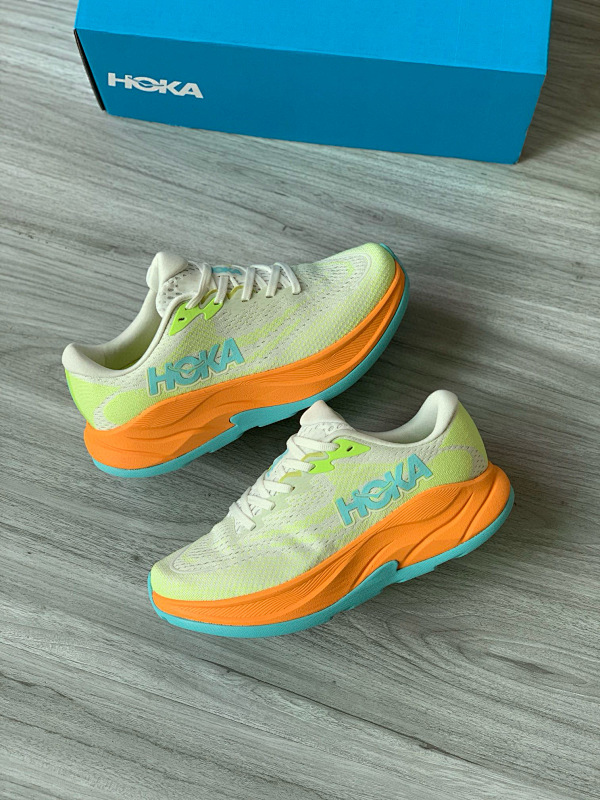 HOKA Bondi (15)