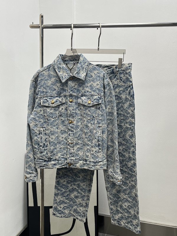 LOUIS VUITTON DENIM_JACKETS