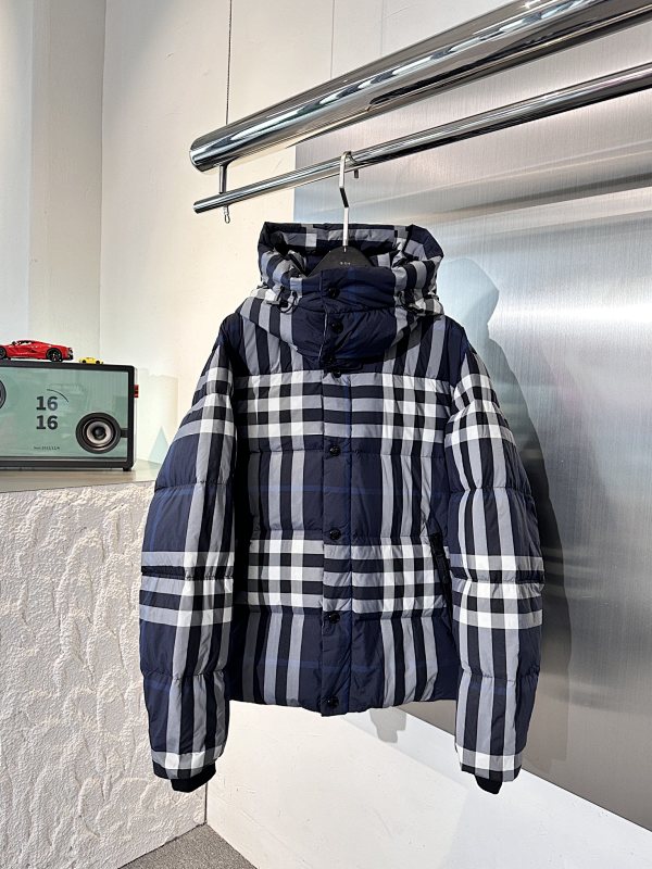 BURBERRY PUFFERS (23)