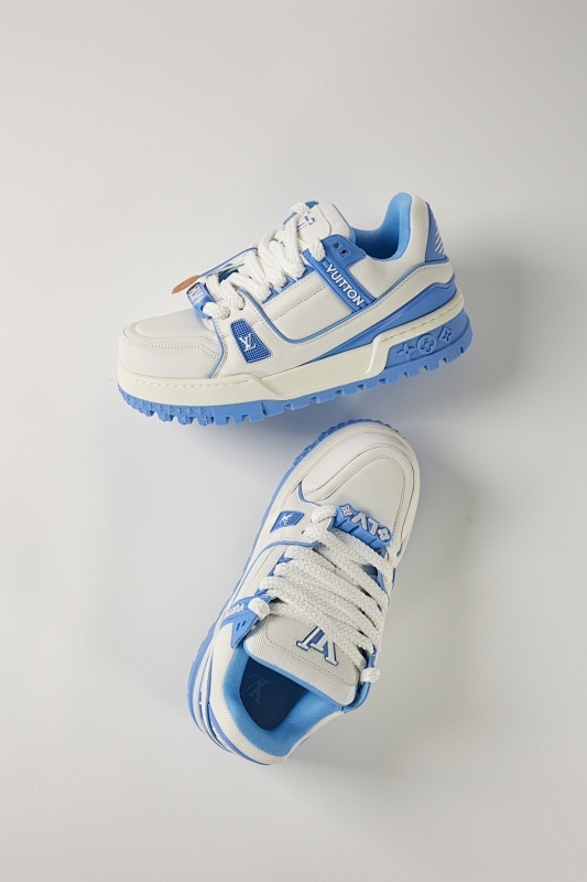 Louis Vuitton sneakers (2)