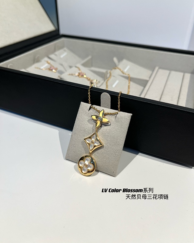 LOUIS VUITTON JEWELRY (4)
