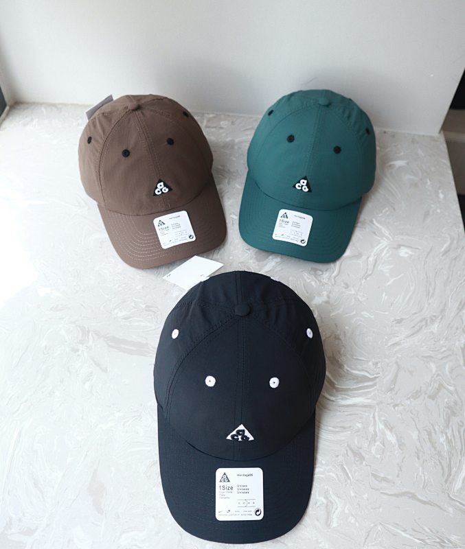 NIKE HATS