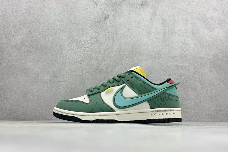 Nike Dunk Low "Green Streak"