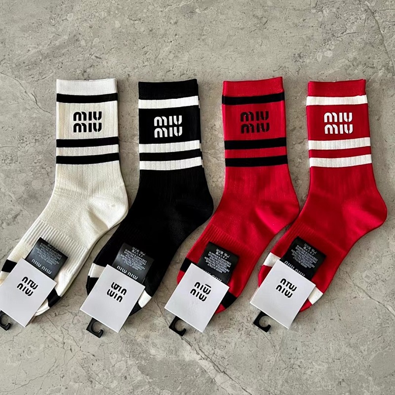 MIU MIU SOCKS (2)
