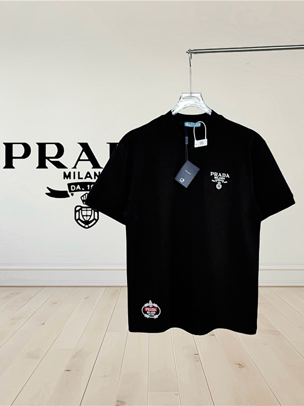 PRADA TSHIRTS (4)