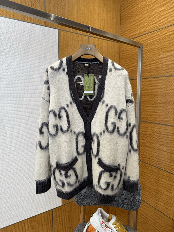 GUCCI CARDIGANS