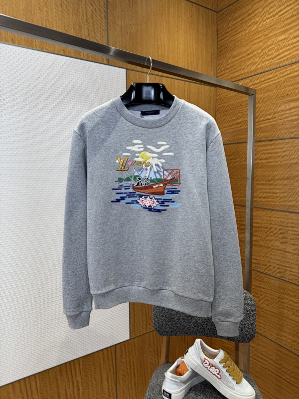 LOUIS VUITTON HOODIES (3)