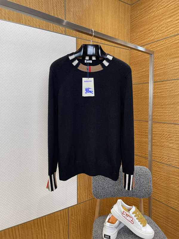 BURBERRY SWEATERS (4)