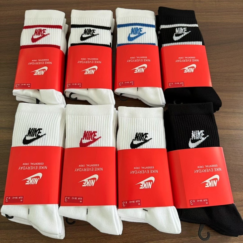 NIKE SOCKS