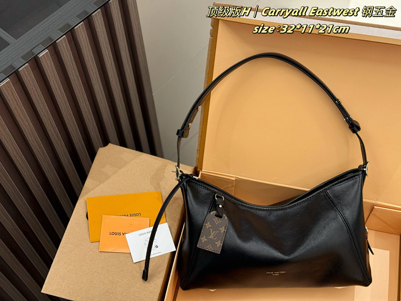 LOUIS VUITTON BAGS (50)