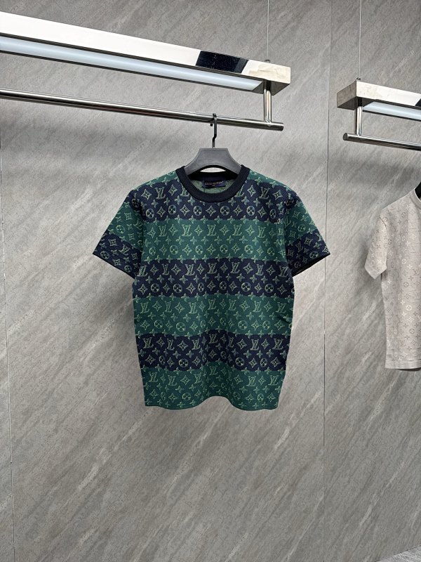 LOUIS VUITTON TSHIRTS