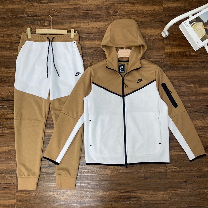 NIKE SETS
