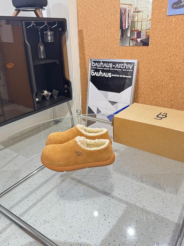 UGG Fluff Yeah Slide (3)