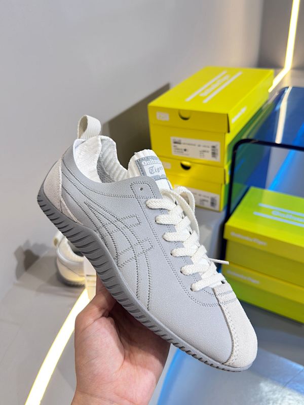 Onitsuka Tiger Mexico 66 Sneakers