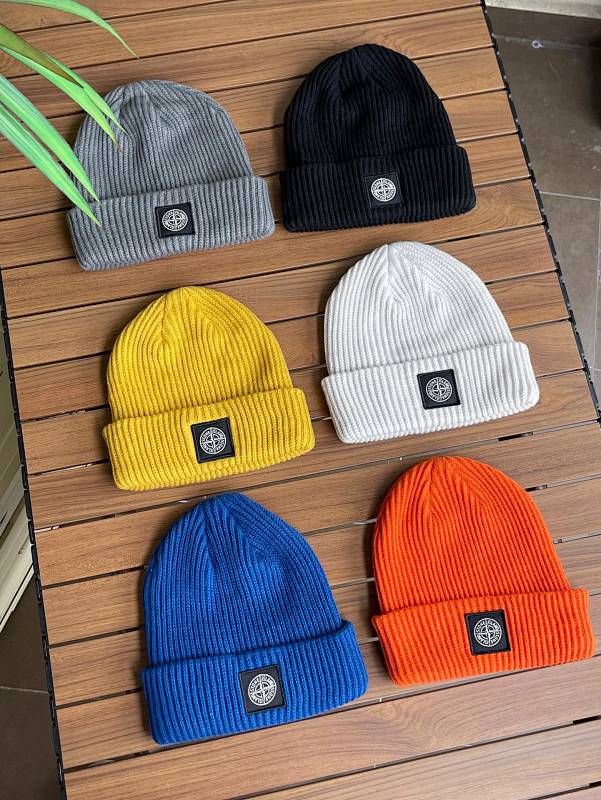 STONE ISLAND HATS