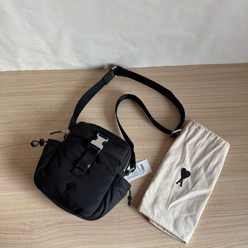 AMI BAGS (4)