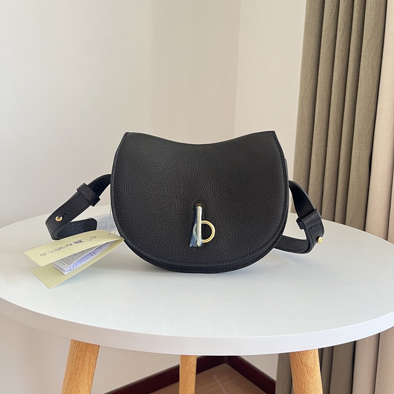 BURBERRY BAGS (20)