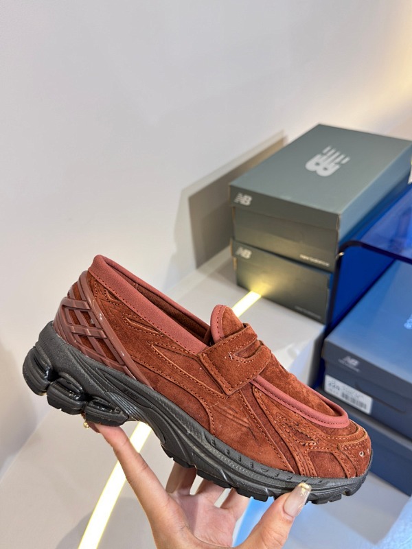 New Balance 550 (24)