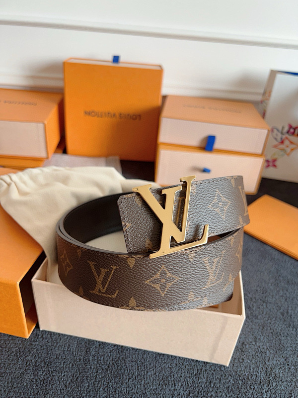 LOUIS VUITTON BELTS