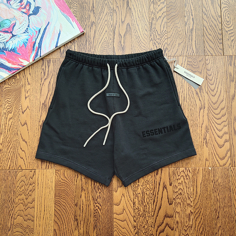 ESSENTIAL SHORTS (32)