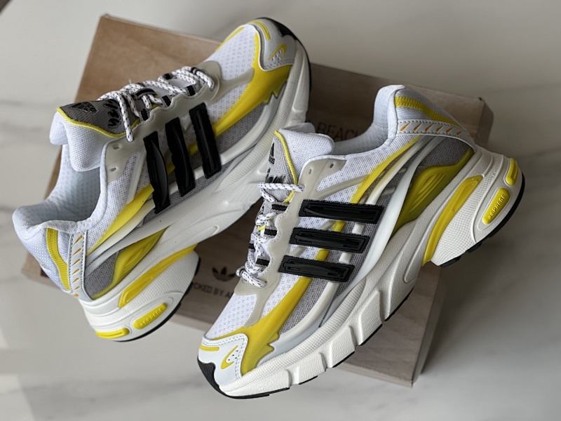 Adidas Ozweego (7)