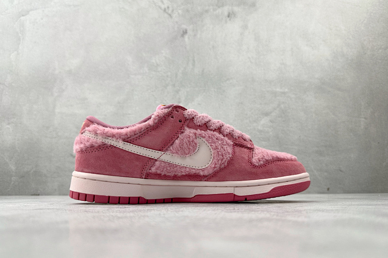Nike Dunk Low Scrap 'Pink Velvet'