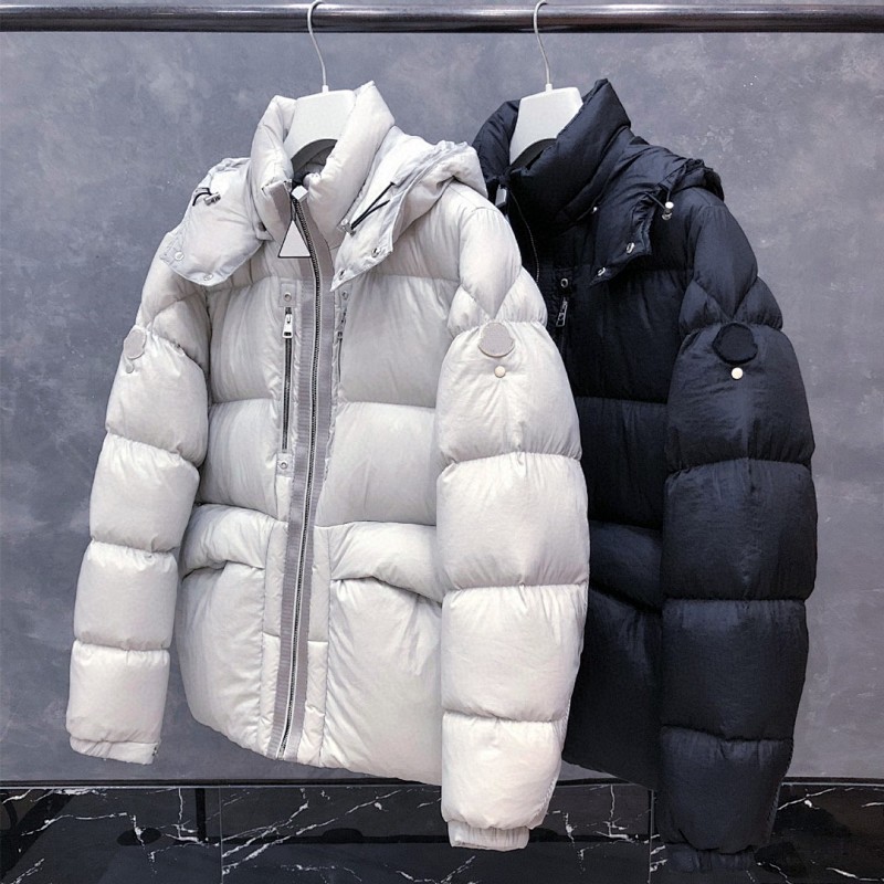 MONCLER PUFFERS (265)