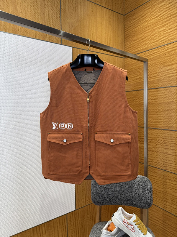 LOUIS VUITTON VESTS (2)