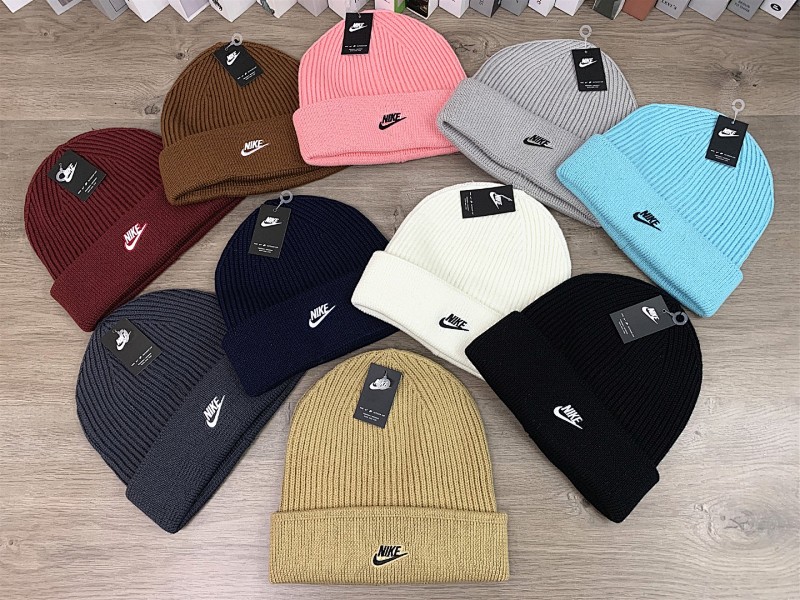NIKE HATS