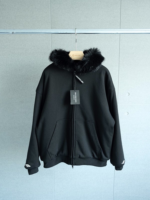 BALENCIAGA HOODIES (10)