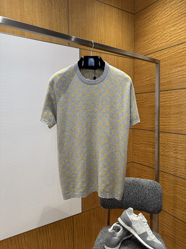 LOUIS VUITTON TSHIRTS (88)