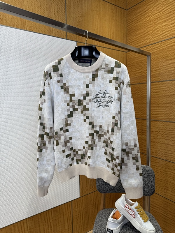 LOUIS VUITTON SWEATERS