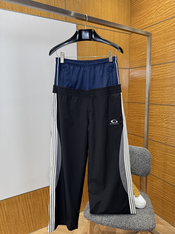 BALENCIAGA SWEATPANTS