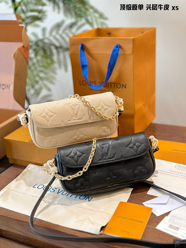 LOUIS VUITTON BAGS (489)