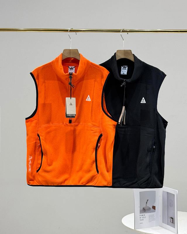 NIKE VESTS
