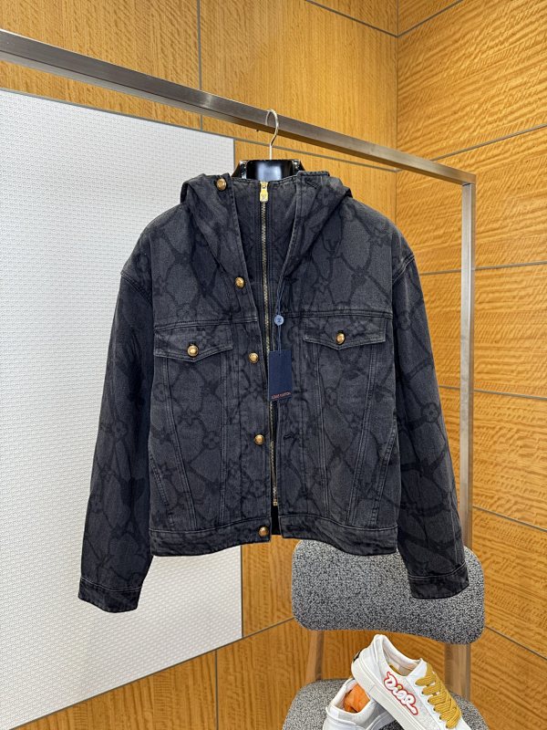 LOUIS VUITTON JACKETS (113)