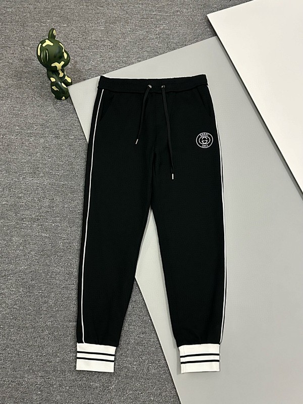 GUCCI SWEATPANTS (4)