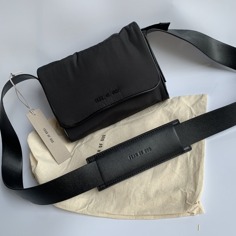 ESSENTIAL BAGS (2)