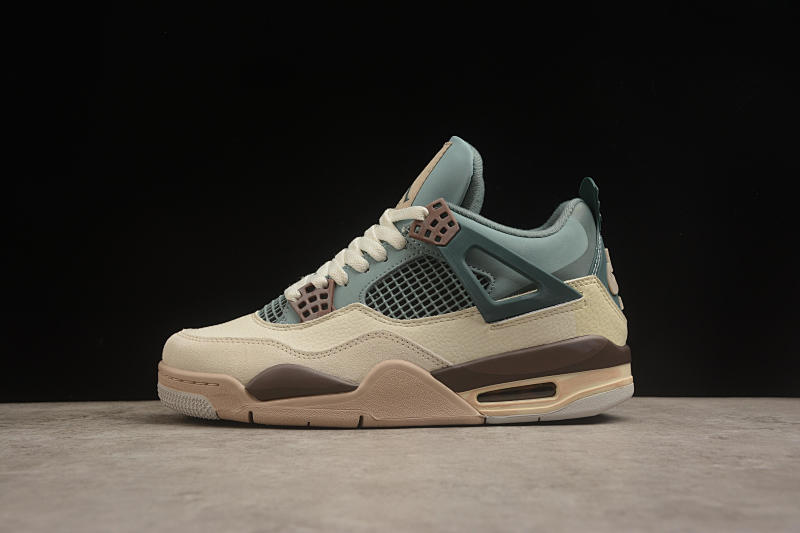 NIKE Air Jordan 4 Retro SP