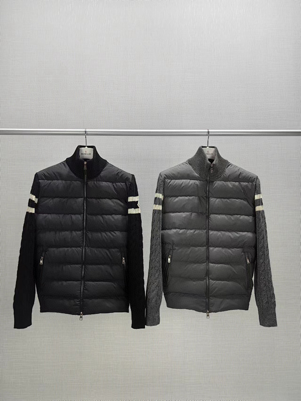 MONCLER PUFFERS (243)