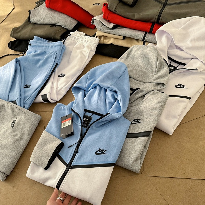 NIKE HOODIES
