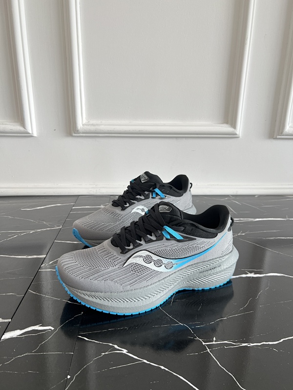 Saucony Endorphin Shift 3 (4)