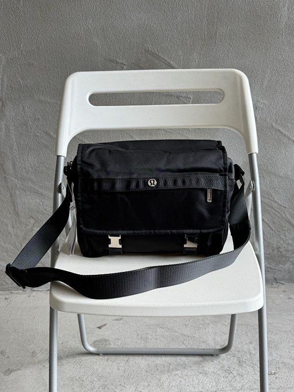 PRADA BAGS (70)